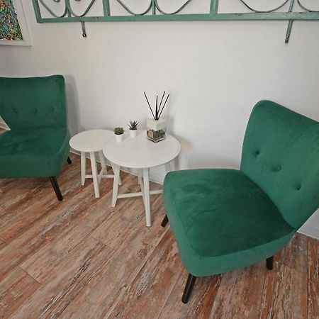 Natale Del Grande 21 Stylish Apartment Рим Екстериор снимка